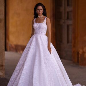 Wedding dress Model 5512