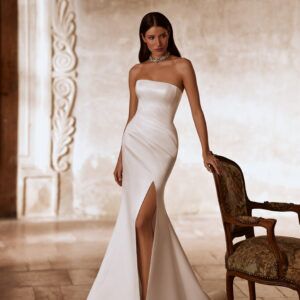 Wedding dress Cailin dress Model W216